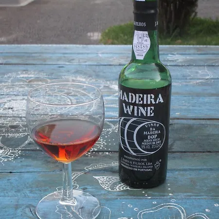 Phil's Haven Vandrarhem Funchal (Madeira)