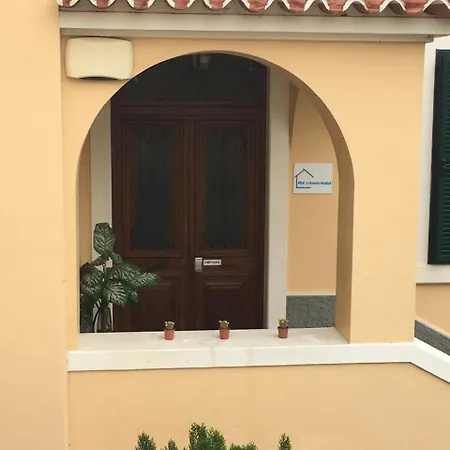 Phil's Haven Vandrarhem Funchal (Madeira)